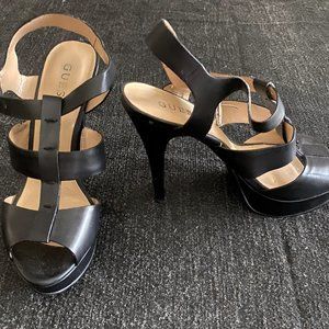 Guess: black heel